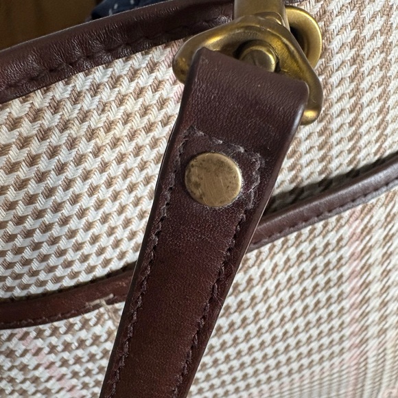 Ralph Lauren Houndstooth Tote in Cream and Brown - Picture 11 of 12
